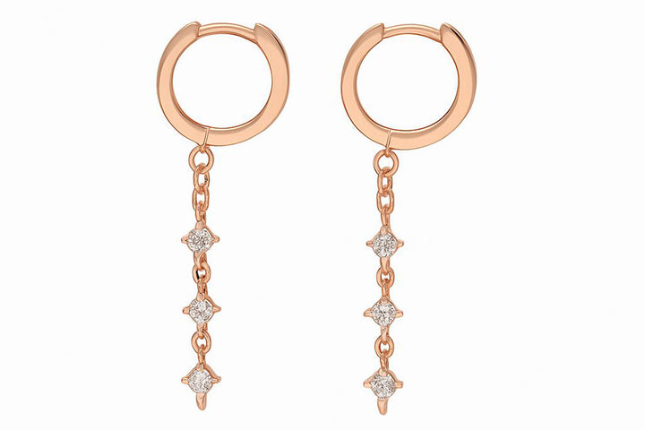 עגילי חישוק עם שרשרת יהלומים תלויה